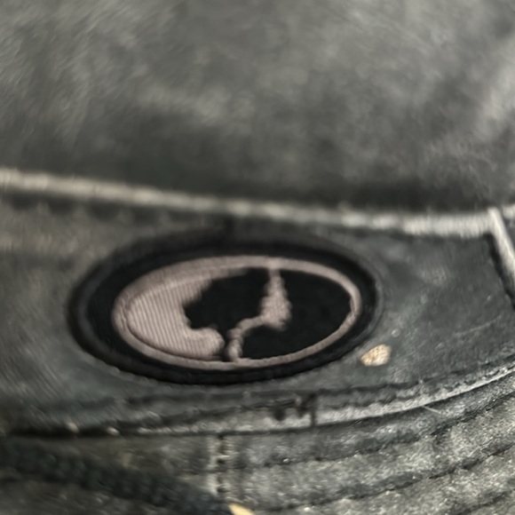 Signature men’s cotton outback hat with chin cord. - Picture 12 of 12